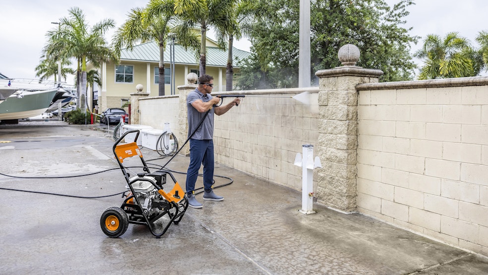 How to Start a Pressure Washer, Articles