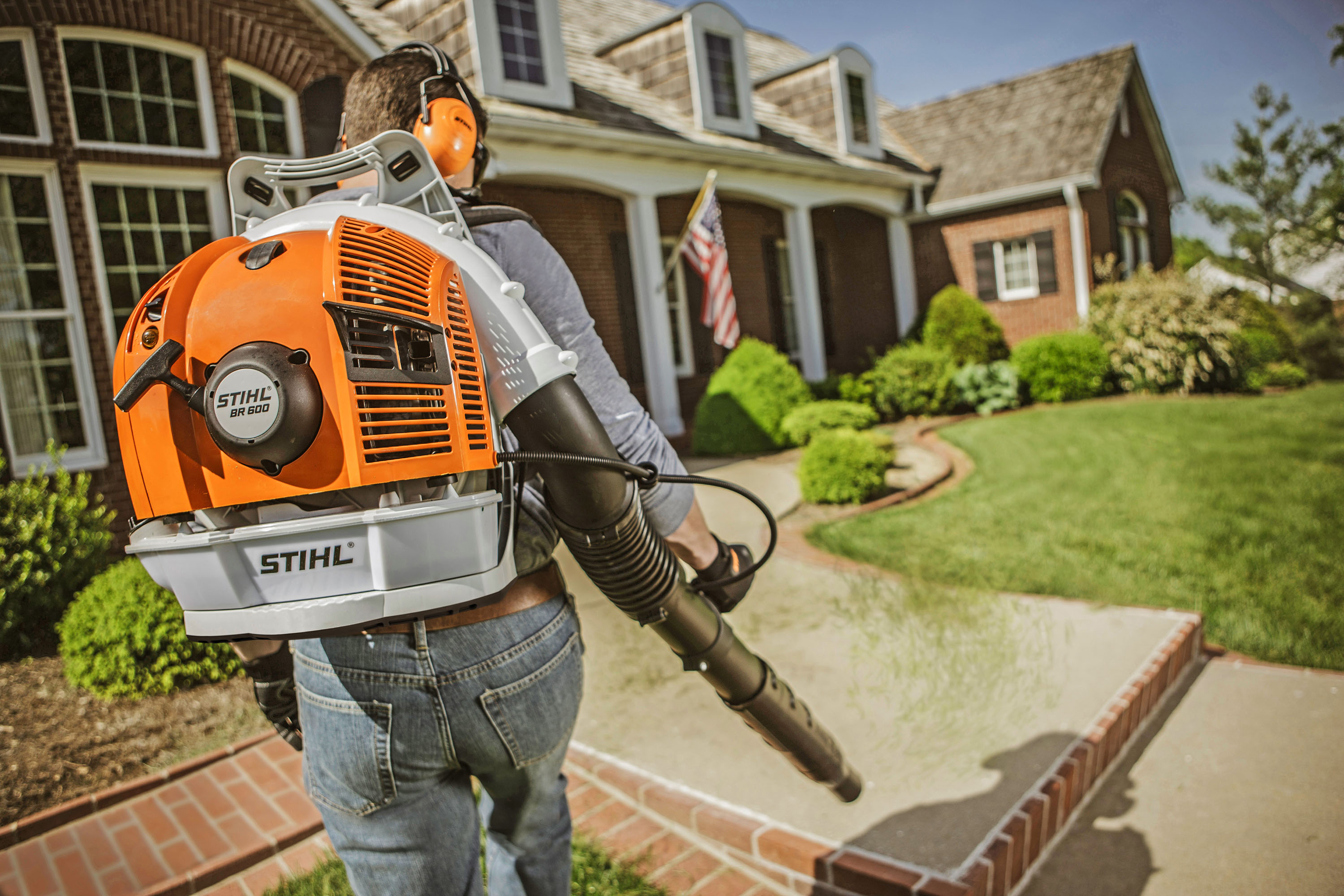 Used backpack store leaf blower