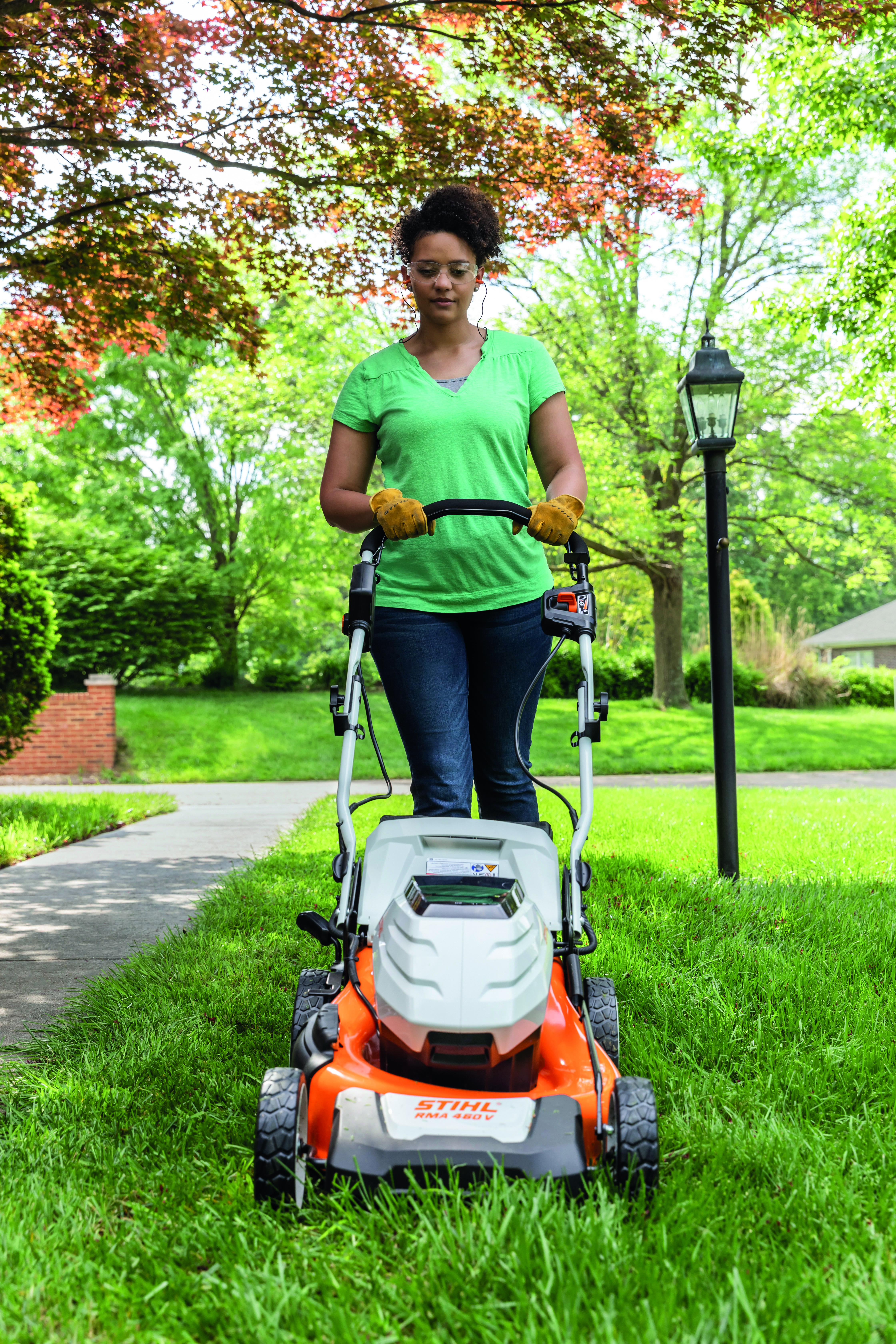 Stihl mowers battery discount powered