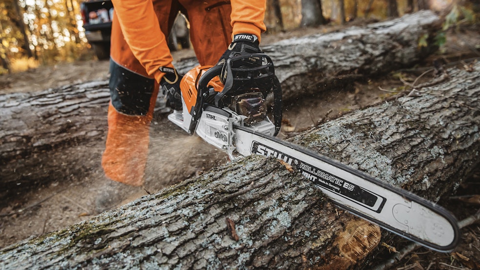 How to Start a Chainsaw | STIHL Chainsaws | STIHL USA