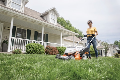 Push Lawn Mowers