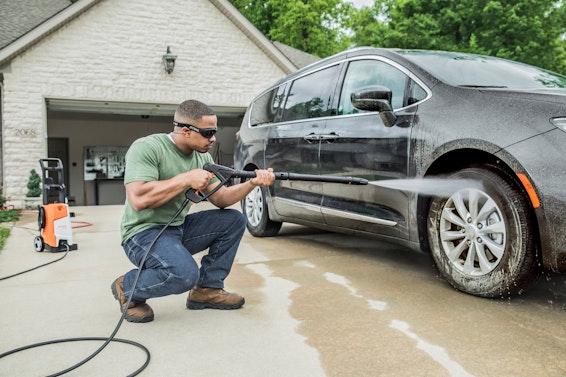 How to Safely and Effectively Use a Car Pressure Washer