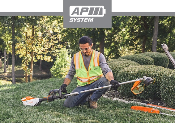 Professional assembling a KMA 135R.