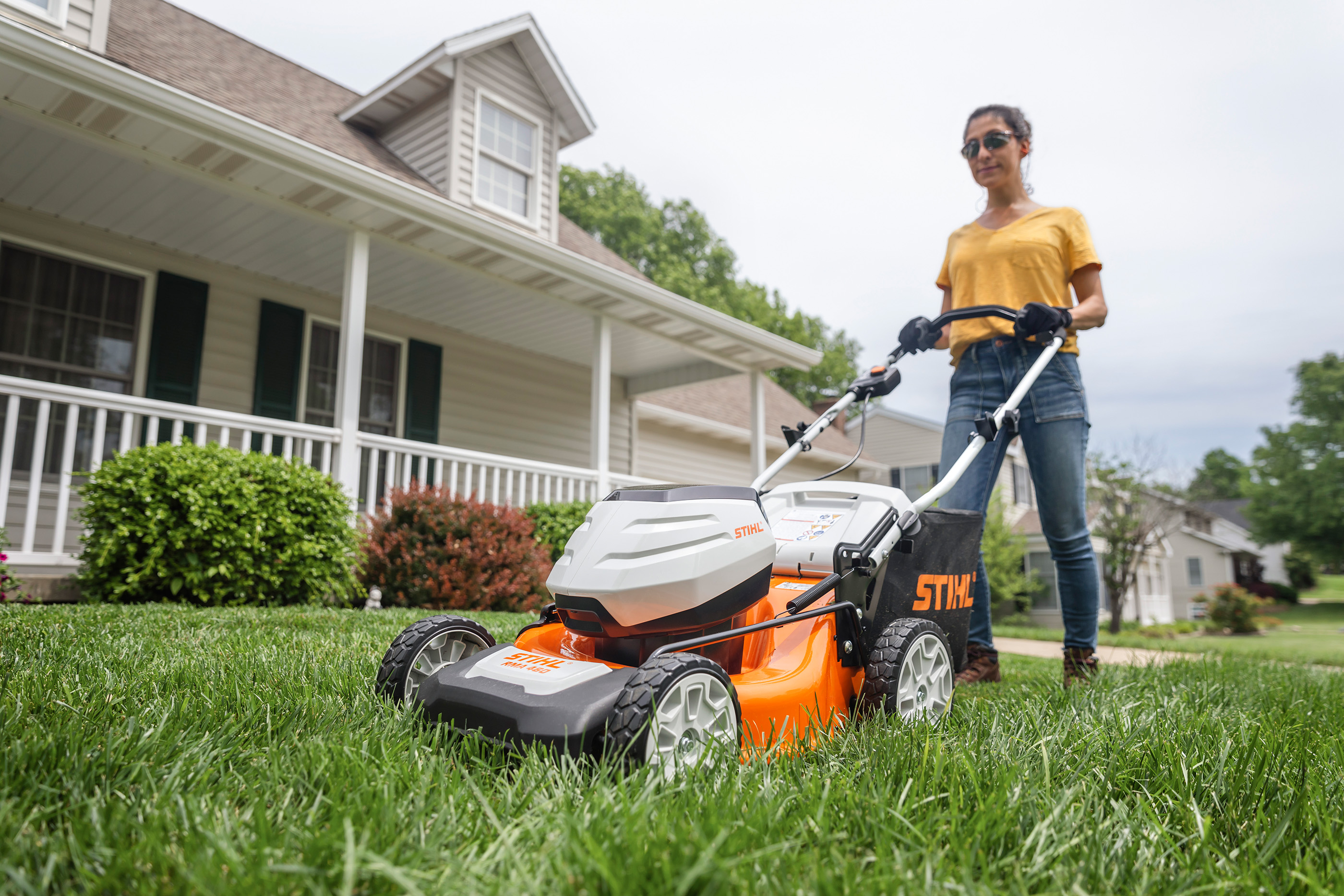 Lowes deals mower battery